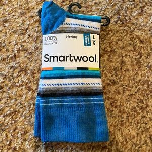 NWT Women’s  Merino Smartwool size L socks